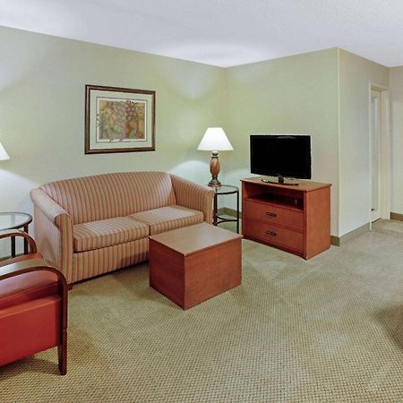 La Quinta By Wyndham Appleton College Avenue Hotel Ngoại thất bức ảnh