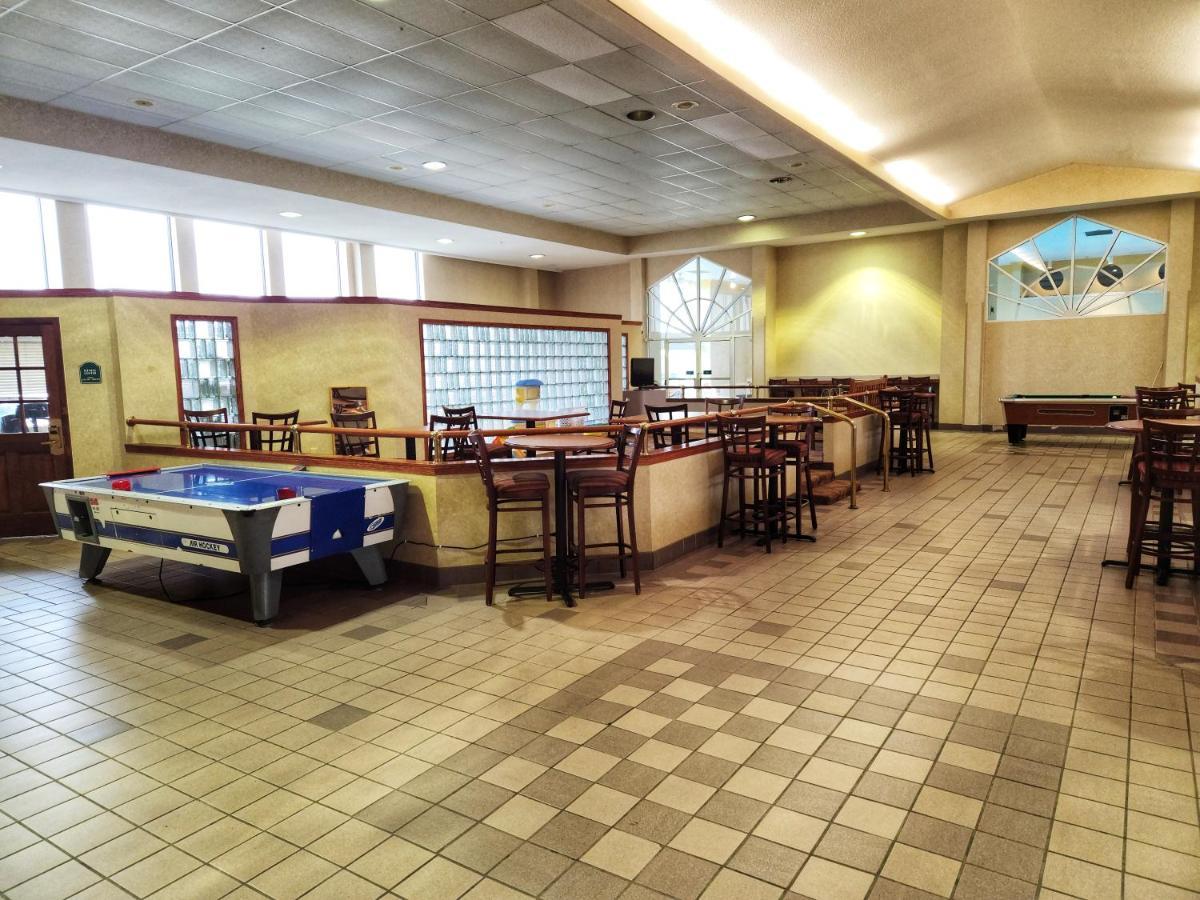 La Quinta By Wyndham Appleton College Avenue Hotel Ngoại thất bức ảnh