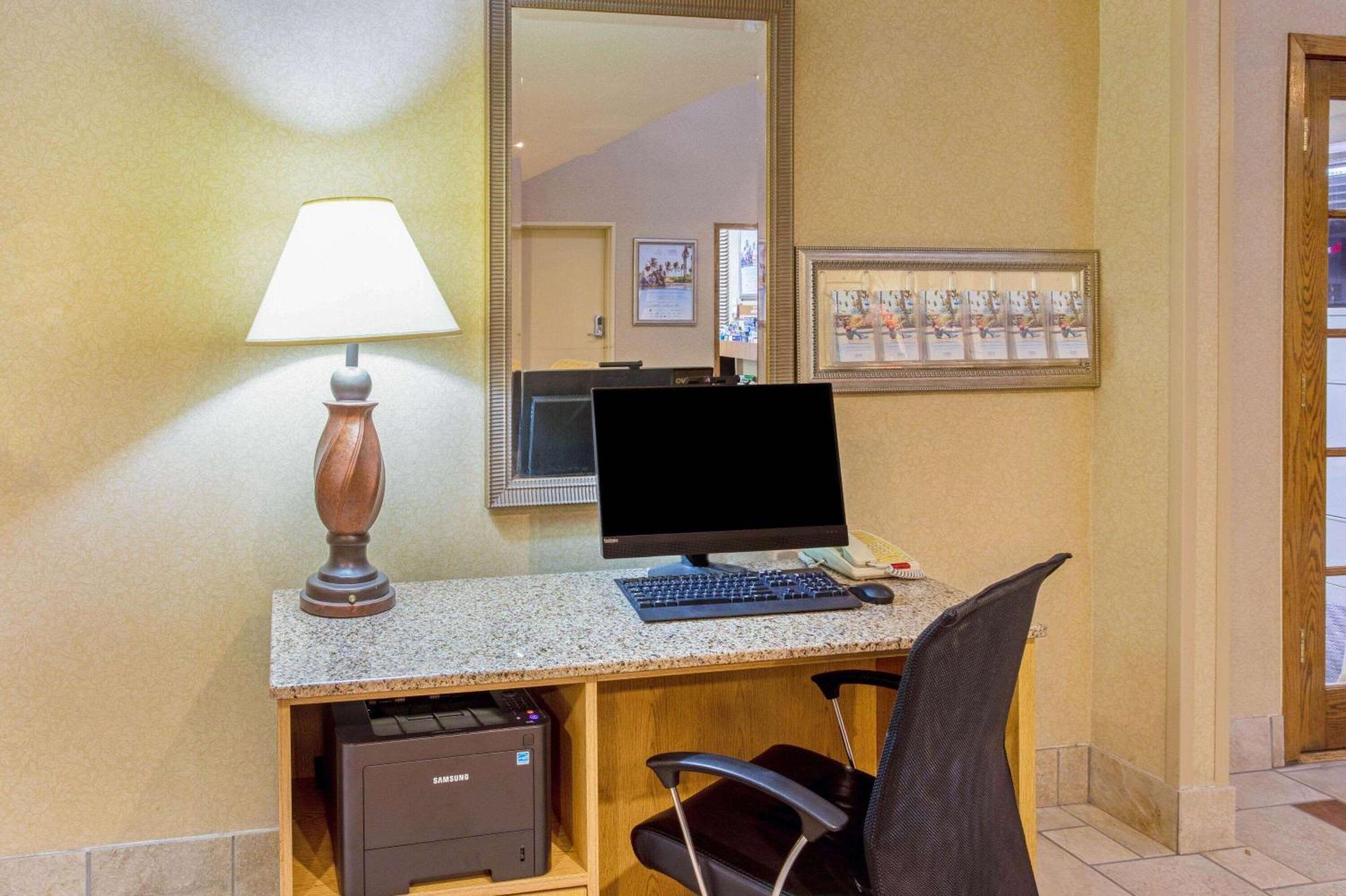 La Quinta By Wyndham Appleton College Avenue Hotel Ngoại thất bức ảnh