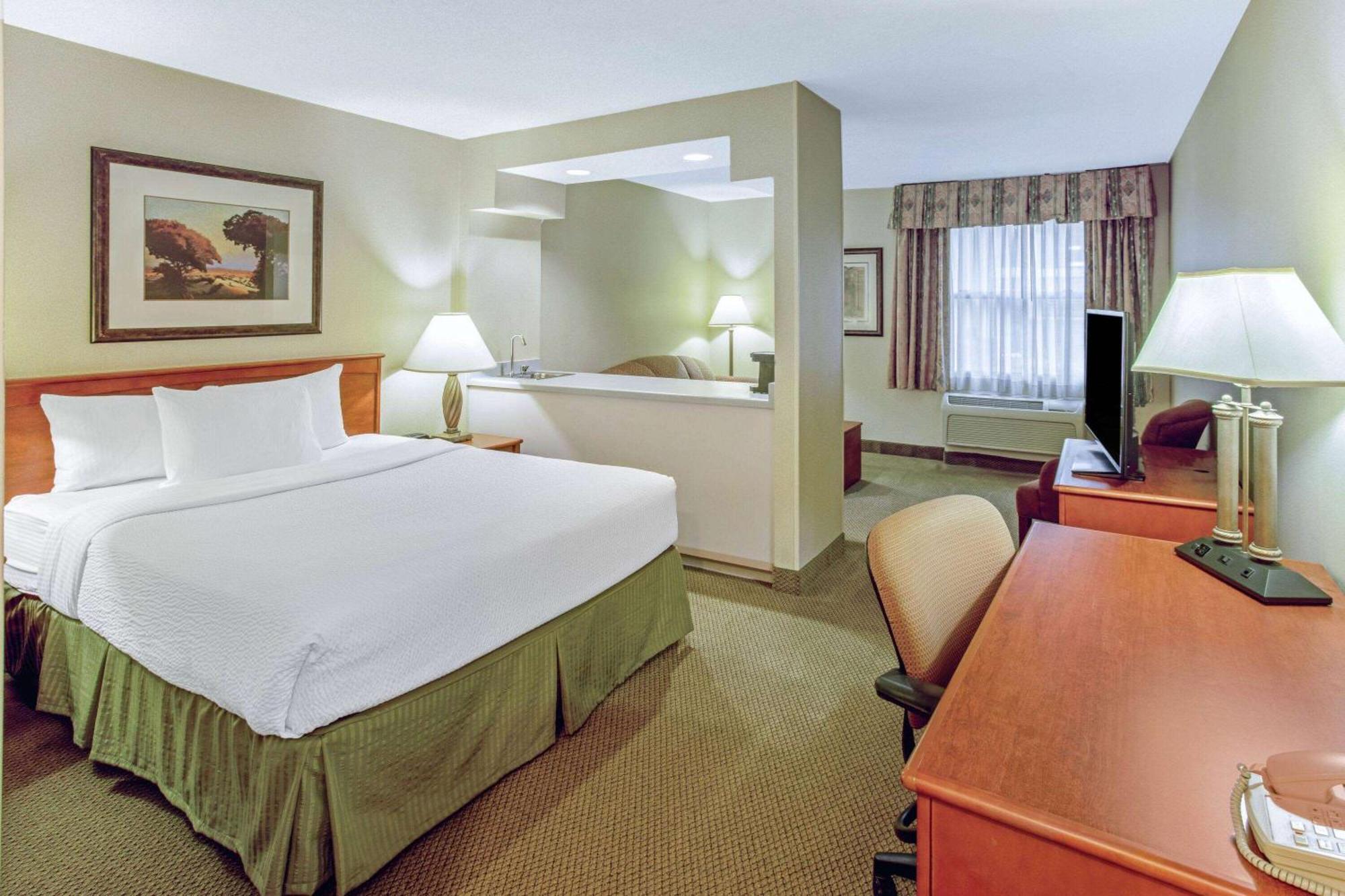 La Quinta By Wyndham Appleton College Avenue Hotel Ngoại thất bức ảnh