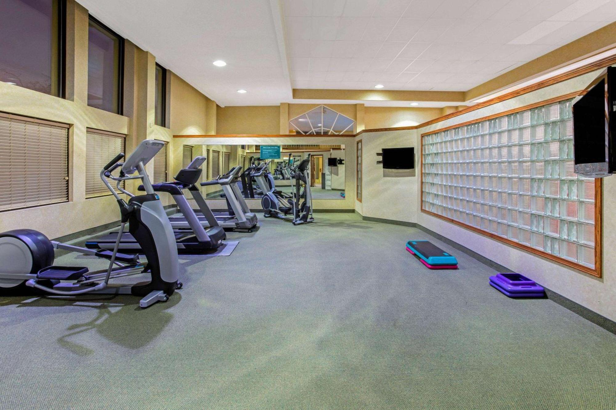 La Quinta By Wyndham Appleton College Avenue Hotel Ngoại thất bức ảnh